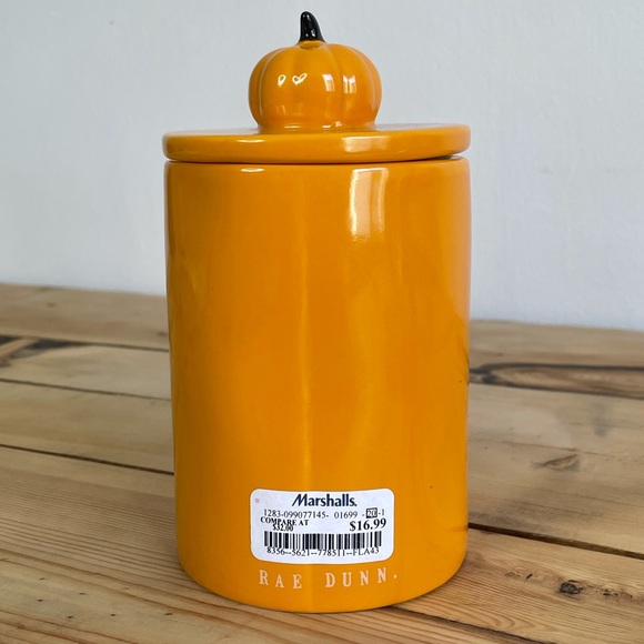 Brand new RAE DUNN “Pumpkin Spice” candle - Picture 6 of 10